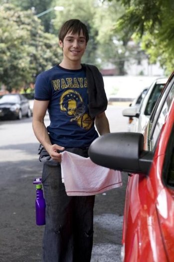 6460_1193074271373_1363900666_30558283_577527_n