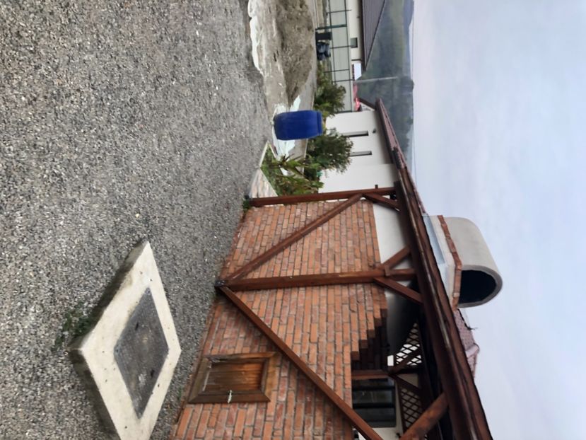 A93E2CD0-F82B-499E-90B3-95EDAC3901A1 - Voliera de vinzare