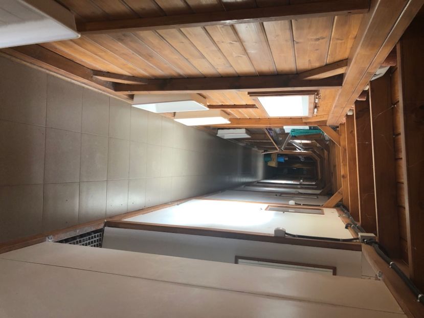 EF0EC16F-6D9A-4734-8EB4-4F9E7982CD00 - Voliera de vinzare