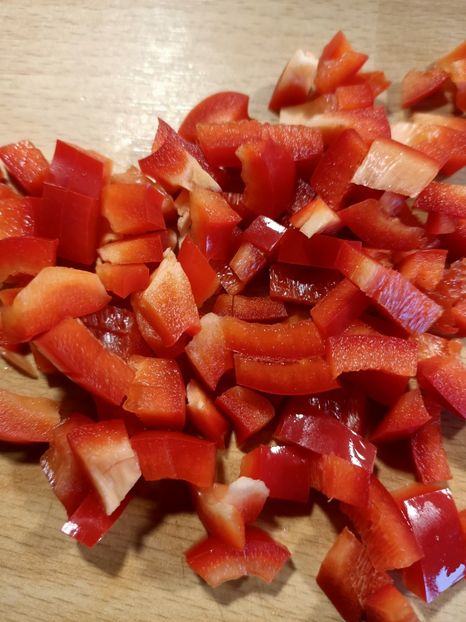 Ardei gras rosu - Salată de bulgur