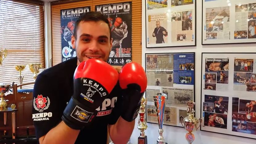 bandicam 2020-11-28 11-17-05-160 - 001 Mircea i