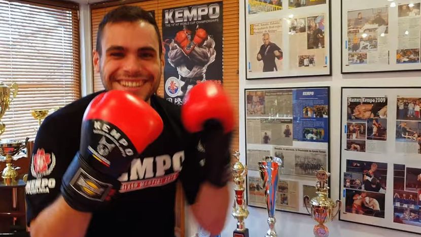 bandicam 2020-11-28 11-17-07-076 - 001 Mircea i