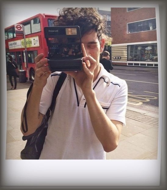 ˓0̣3̣ʳᵈ Ɗ̞.˒ Matty Healy attempting to do spirit photography with Heroʼs stolen camera. - Memory is the diary we carry inside