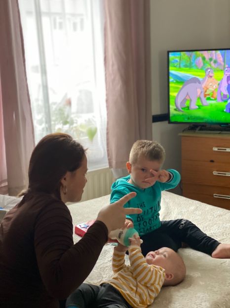 064020F9-7A0B-4556-ADCC-BED36E46F372 - Poze din iphone