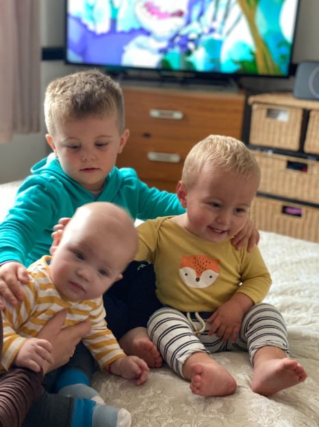 0E1C3A86-C467-45CA-A4F1-0D928C974179 - Poze din iphone