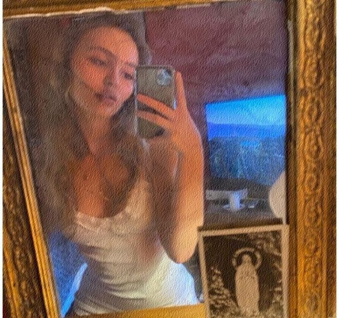 　08.12 ·♡ 495ᵗʰ ℸrack · ❝rat a tat❞ · fall out boy, courtney love. - death is the mother of beauty