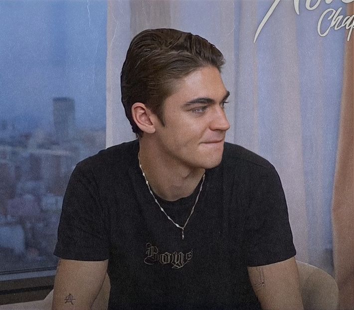 থৣĦғᴛ؟ℬᵉ̶̶ᵃ̶̶ᵘ̶̶ℛᵉ̶ᵍ̶ᵃ̶ʳ̶ᵈ͠ ༈٫ excesivă pe care i-o acordă, își scormoni mintea, căutând o - the sixth destination is in Zermatt