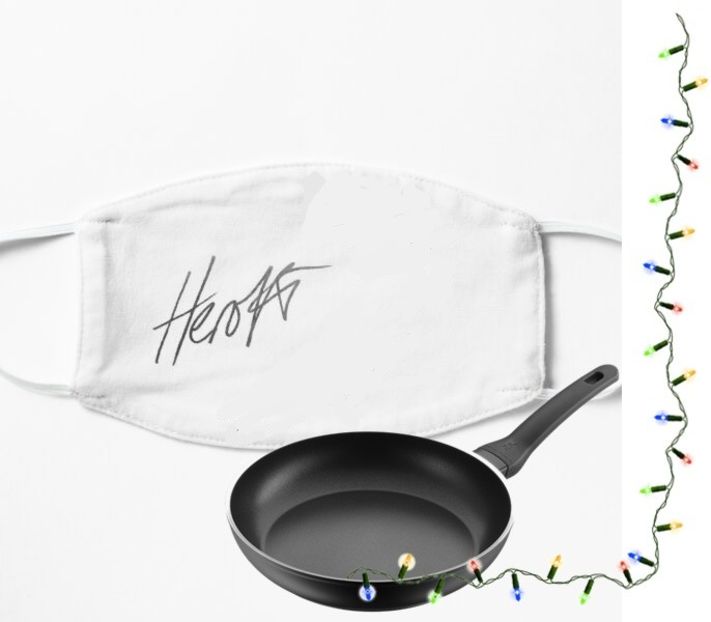 Penn received a mask with signature and an expensive frying pan, from Hero. - Secret Santa is coming to town