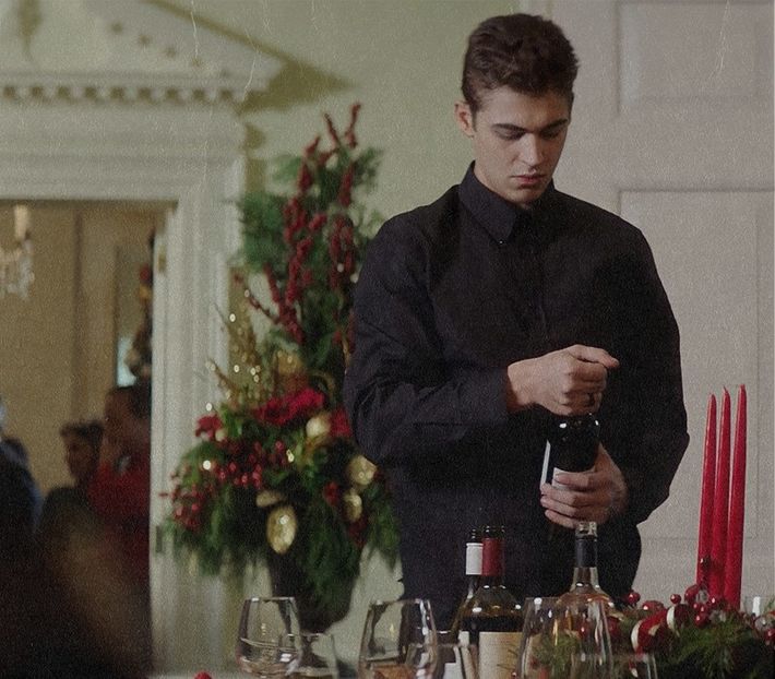 থৣĦғᴛ؟ℬᵉ̶̶ᵃ̶̶ᵘ̶̶ℛᵉ̶ᵍ̶ᵃ̶ʳ̶ᵈ͠ ༈٫ Coborî antresolul cu albumul bucătarului sub braț. Răsturnat pe - the sixth destination is in Zermatt