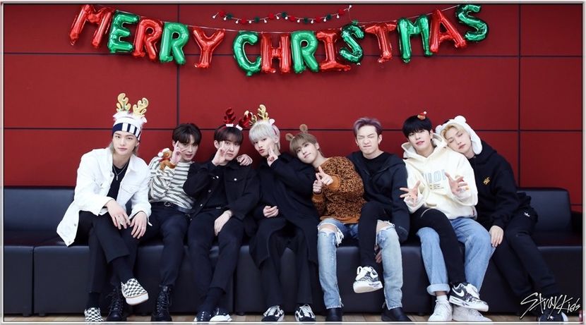 ♦ Dᴀʏ 208 ♦ 25.12.2020 ♦ - SKZeverywhereallaroundtheworld