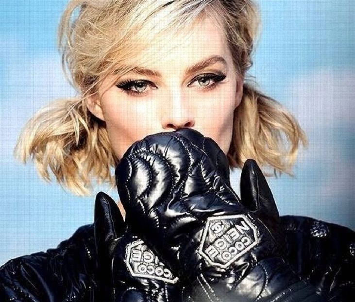 ›εϊз̤٢ ℛ❬ⱸʇᴉsⱺɹɥɔ❭⚘∶ǭṳάṛṭⱿ　ࢱ⋄‹̣̇͘͘͘.; desparți de frățior?" Îi făcea o deosebită plăcere în a o - the sixth destination is in Zermatt