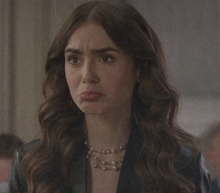 ▫□̣̇ͅ ̣̇ͅ 　̾ .;˛ pentru a mă asigura.” Tristețea dezolantă a locului de agrement era în antiteză - the sixth destination is in Zermatt