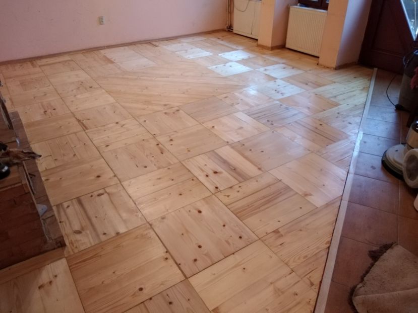  - 2020 Parchet Raschetat