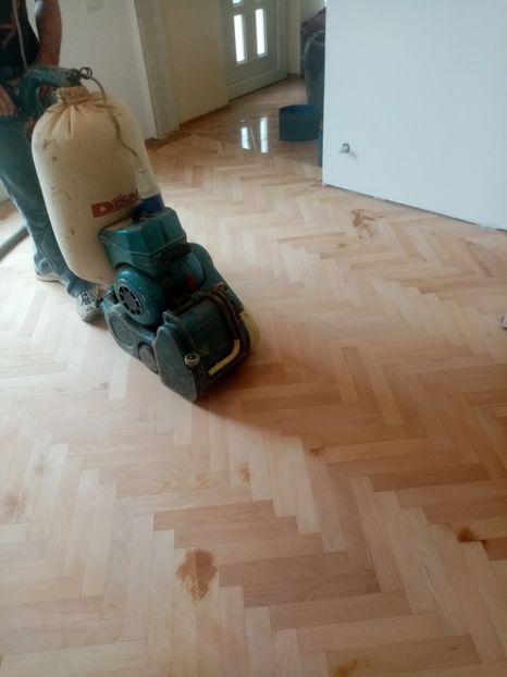  - 2020 Parchet Raschetat