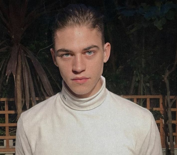 থৣĦғᴛ؟ℬᵉ̶̶ᵃ̶̶ᵘ̶̶ℛᵉ̶ᵍ̶ᵃ̶ʳ̶ᵈ͠ ༈٫ Primi cu entuziasm platoul, pregătit cu atenție . Gâtul îi ieșea - the sixth destination is in Zermatt