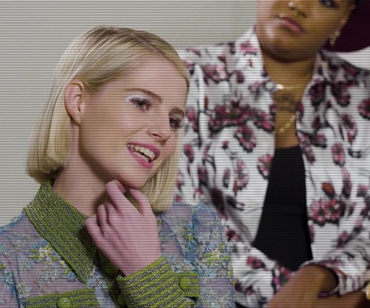 ⌮˒♥˓ Iṇ꒒ục̣y’s⋅⁽ẅöṛdṡ⁾... 　‰ː  jurul gâtului.  ‘Le-am preţuit pe toate, în special întâlnirea - the sixth destination is in Zermatt