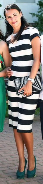 10830493_1017764748250052_2780627434035081662_o - laura