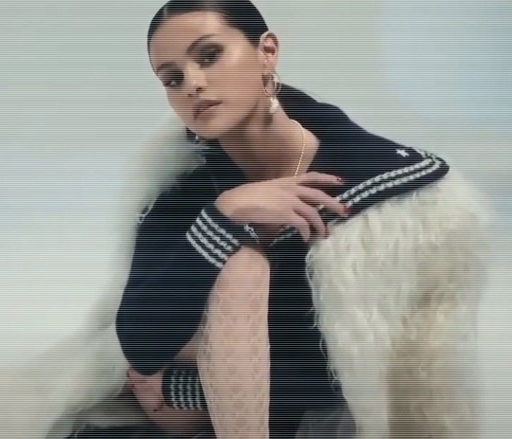 ⭒　 　 ̠̕✺ ̭̄ ; În poală avu o carte, Iubita locotenentului francez de John Fowles, și un toc în - the sixth destination is in Zermatt