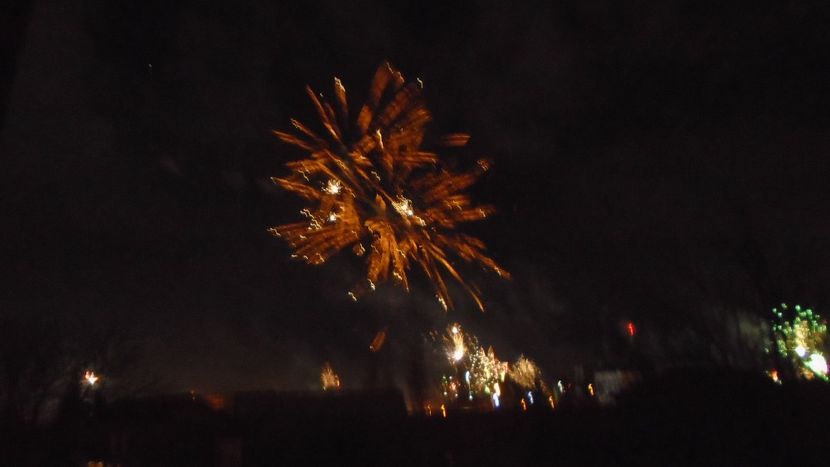 Revelion 2020-2021 - Luna - Soarele si norii - 2