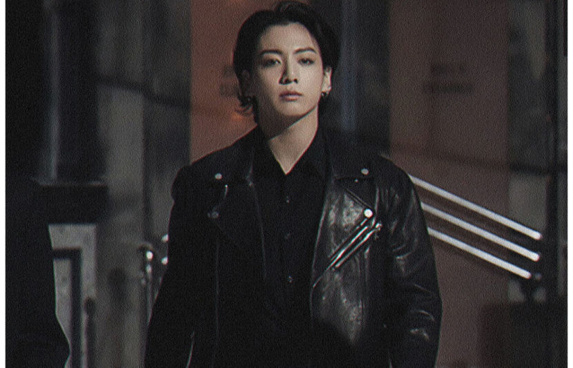✧ཊ1̣6̣ṭḥℐạṇụạṛỵ‹ 　⚜ 　ཥṢọṇg̣˒ Arctic Monkeys ❚ ❝You❜re So Dark❞ - Haunting of Echoes