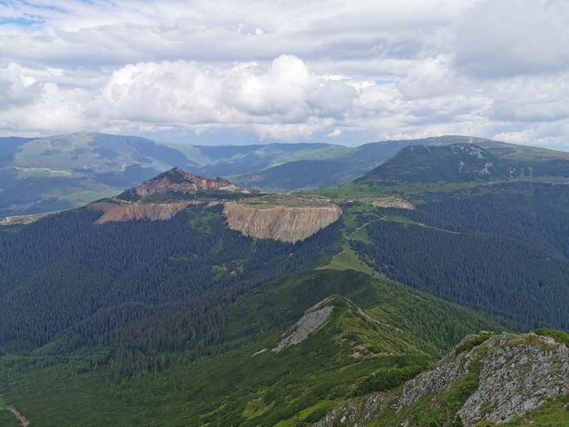 Negoiul Românesc(1883m) - Munții Călimani-iulie 2020