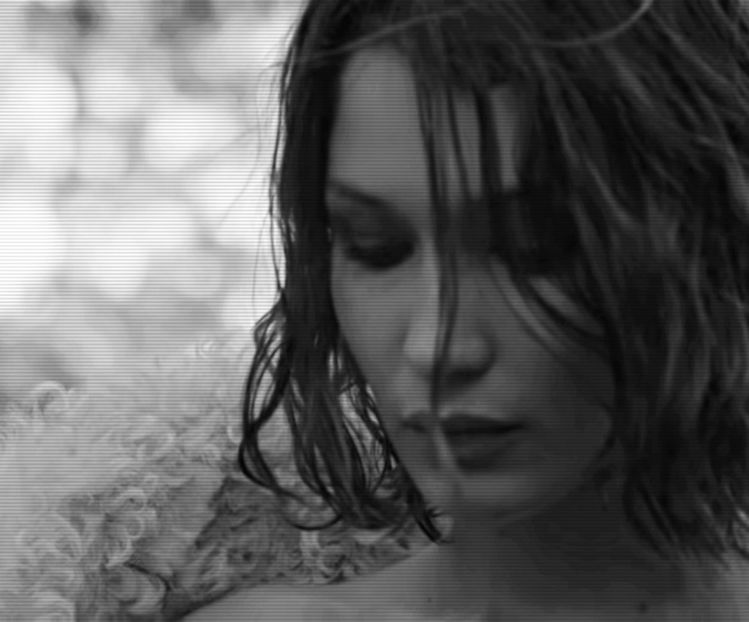 ¹ ∙ͅ●̤̈̇·̣̇　̾ ;˛ lemnele trosneau difuz în șemineu. Ea își continua lectura păciuit. - the sixth destination is in Zermatt