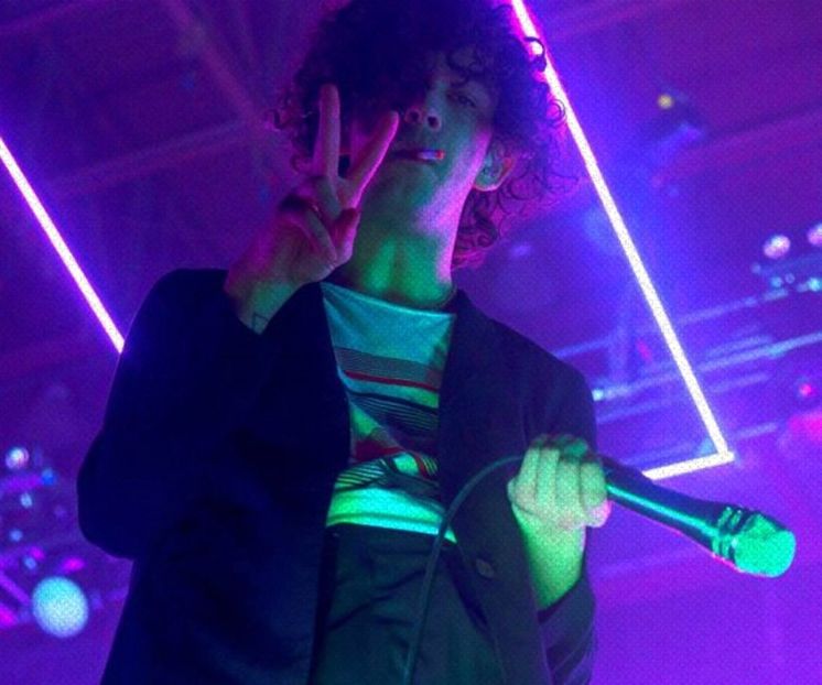 ⊺ⱶ∙ⱻ⃞¹⁹⁷⁵∕▪‧.; sigur o să funcționeze dragă, încrede-te în mine.” Cu mâna-n șold, își dă ochii - the sixth destination is in Zermatt