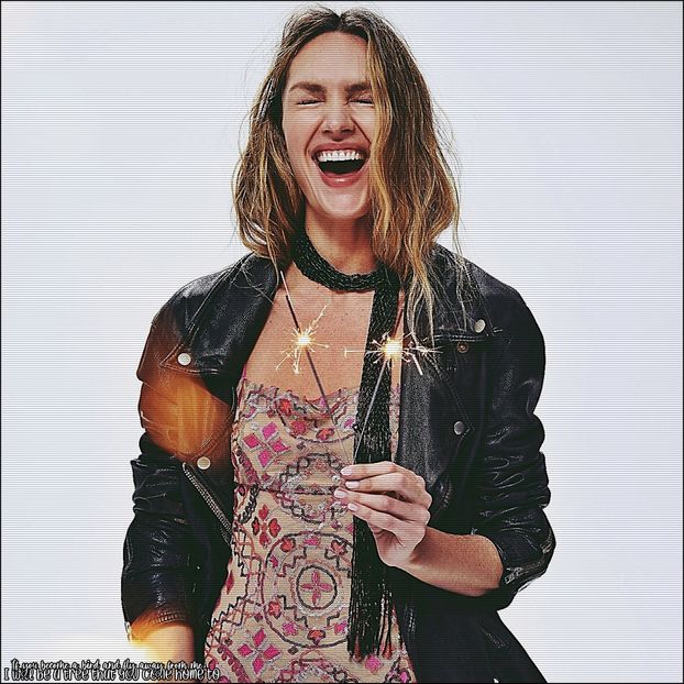 ☇.ᵗʰᵉ̣ṃ̣ẹ̣ṛ̣ṃ̣ạ̣ịḍ❀ƨɘilɟ.ϟ;. Poate citi din expresia lui facială incertitudinea. Însă - the sixth destination is in Zermatt