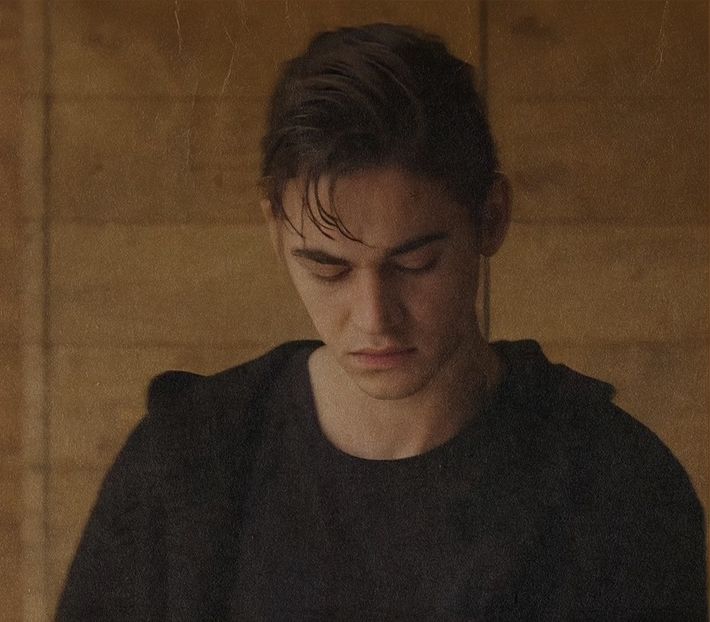 থৣĦғᴛ؟ℬᵉ̶̶ᵃ̶̶ᵘ̶̶ℛᵉ̶ᵍ̶ᵃ̶ʳ̶ᵈ͠ ༈٫ Ușa odăii se crăpă subțire, iar peste ochii săi trecu acea lumină - the sixth destination is in Zermatt