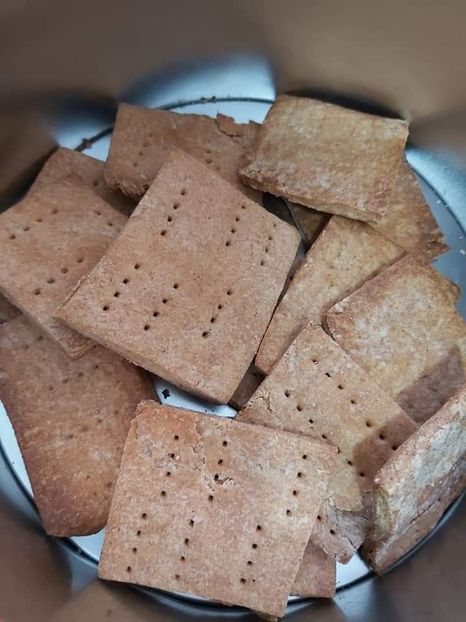  - Biscuiti digestivi cu miere si scortisoara