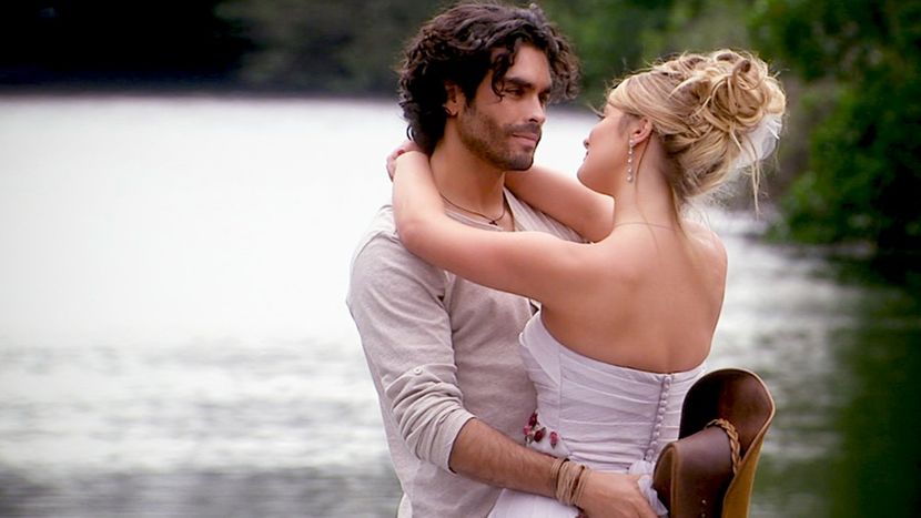 Irina y Flavio - Tierra de Reyes