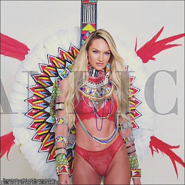 ☇.ᵗʰᵉ̣ṃ̣ẹ̣ṛ̣ṃ̣ạ̣ịḍ❀ƨɘilɟ.ϟ;. Îndoaie un picior pe scaun, lăsându-și greutatea mai apoi - the sixth destination is in Zermatt