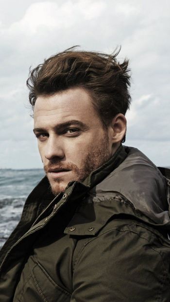 K (7) - Kerem Bursin