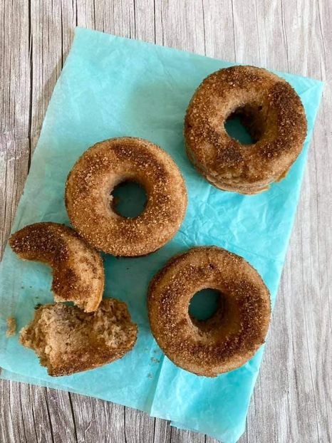  - Cinammon donuts cu banane