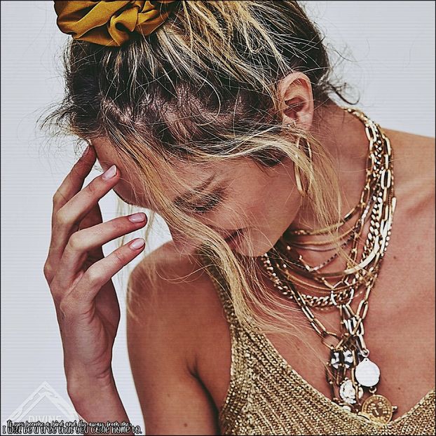 ☇.ᵗʰᵉ̣ṃ̣ẹ̣ṛ̣ṃ̣ạ̣ịḍ❀ƨɘilɟ.ϟ;. Plimbarea luă sfârșit. Își continuă drumul înapoi spre cabană. - the sixth destination is in Zermatt