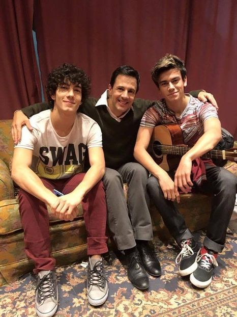 Ramiro, Miguel, Gaston - Soy Luna