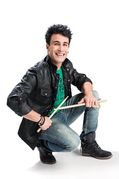 Pedro - Soy Luna