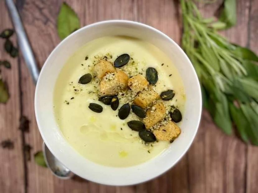  - Supa crema de cartofi conopida si praz