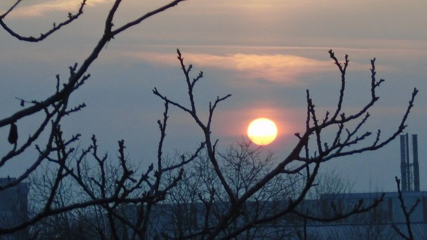 Apus de soare - Luna - Soarele si norii - 2
