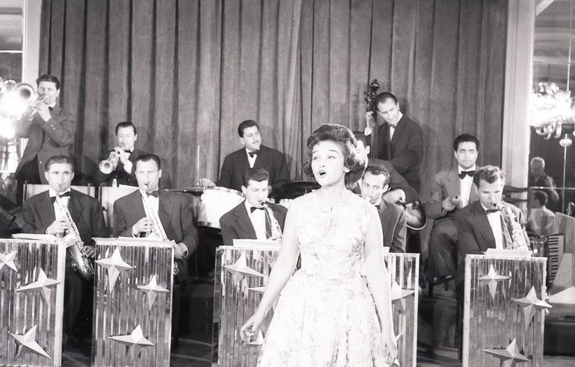 Doi Baieti Ca Painea Calda - Doi Baieti Ca Painea Calda 1962