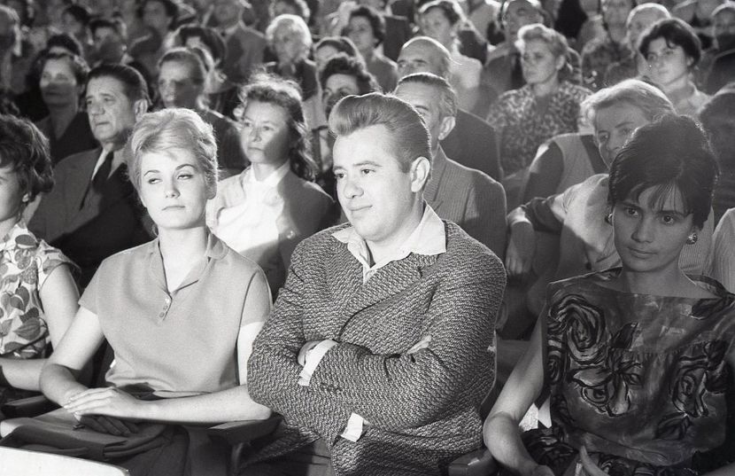 Doi Baieti Ca Painea Calda - Doi Baieti Ca Painea Calda 1962