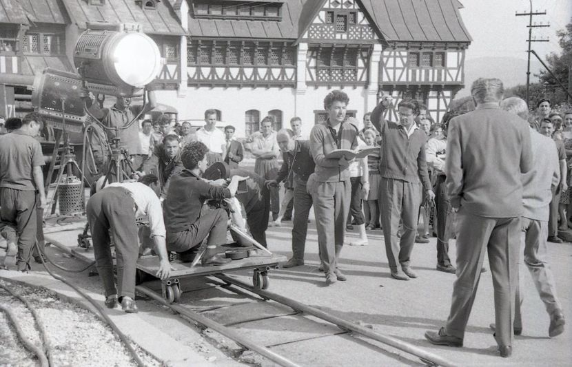 Doi Baieti Ca Painea Calda - Doi Baieti Ca Painea Calda 1962