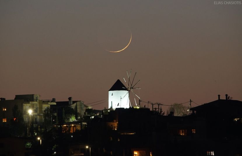 Luna de o zi in Pesti, Grecia - Luna - Soarele si norii - 2