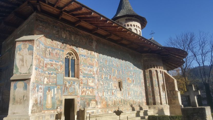  - Manastiri