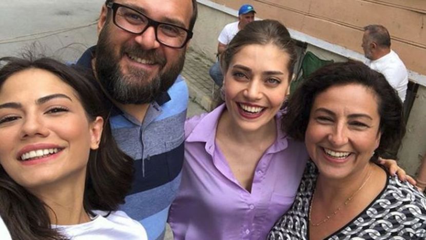 Sanem, Nihat, Leyla, Mevkibe - Erkenci kuș
