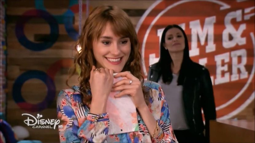 Jazmin, Juliana - Soy Luna