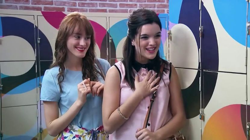 Jazmin, Delfi - Soy Luna