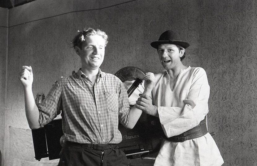 Pacala - Pacala 1974