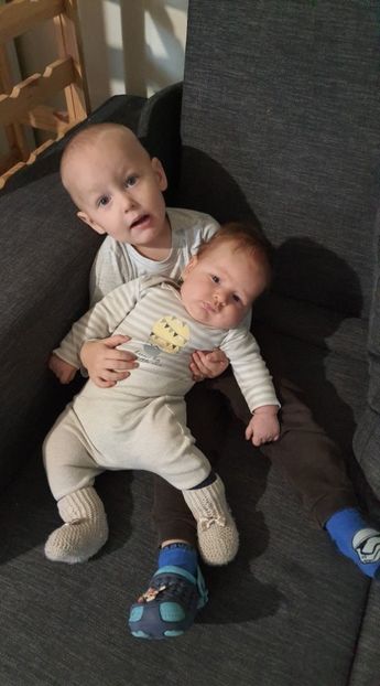  - Nepoti si stranepoti