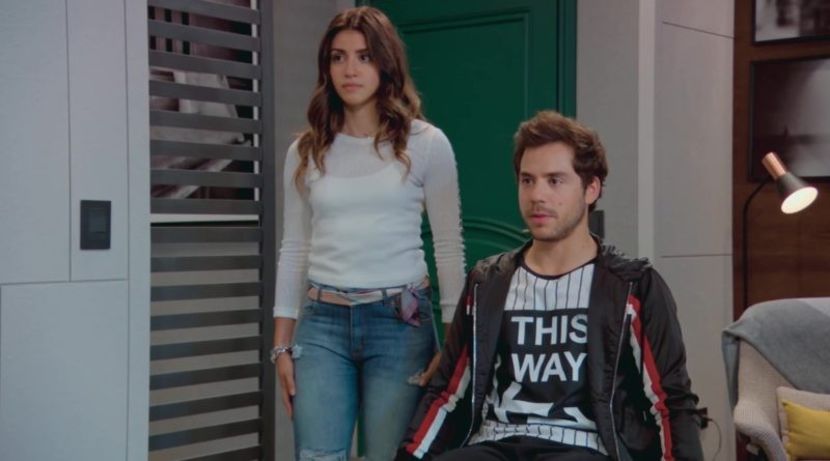 Bia, Victor - Bia Disney Channel